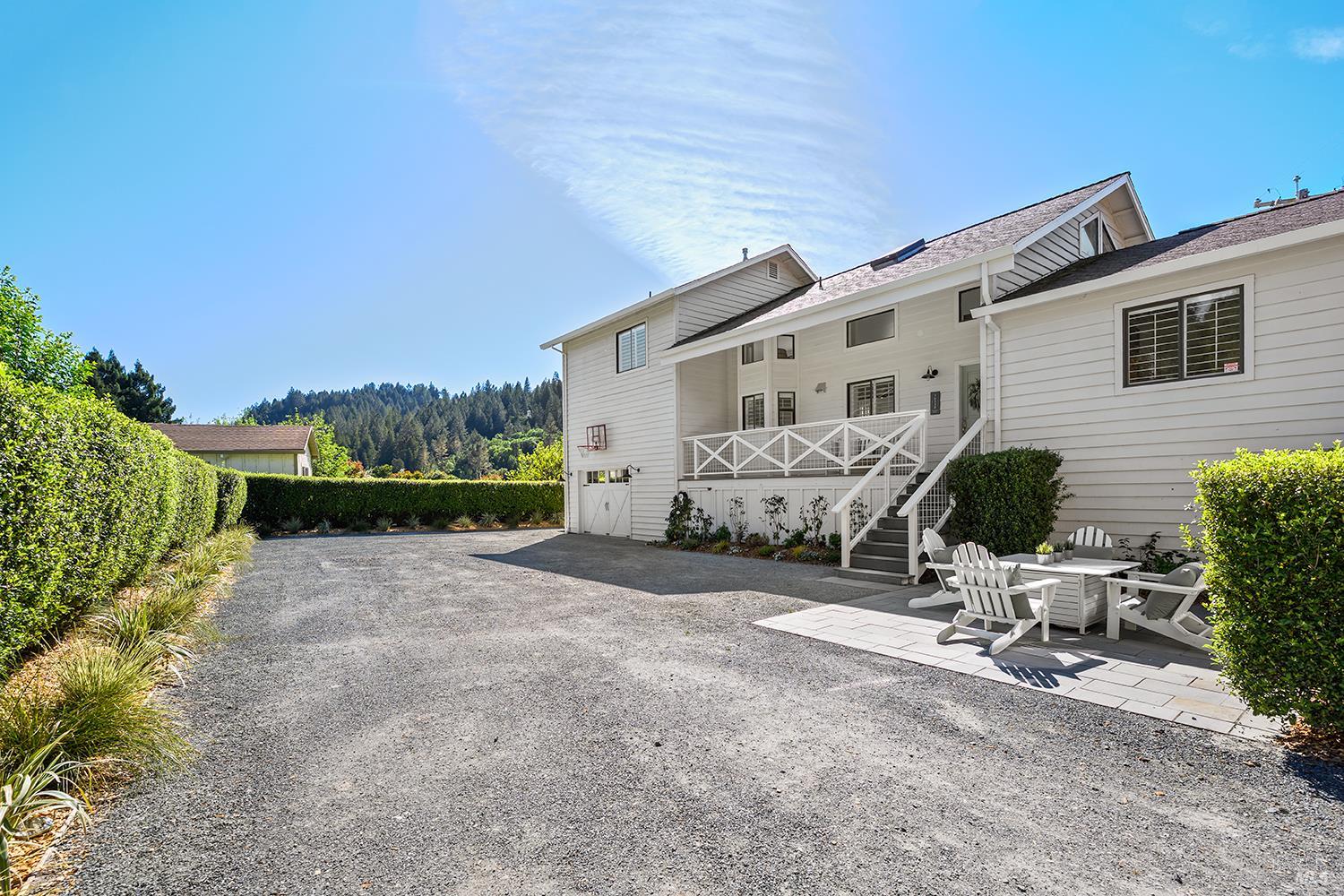 16530 Laughlin Road Guerneville, CA 95446 - Photo 9 of 57