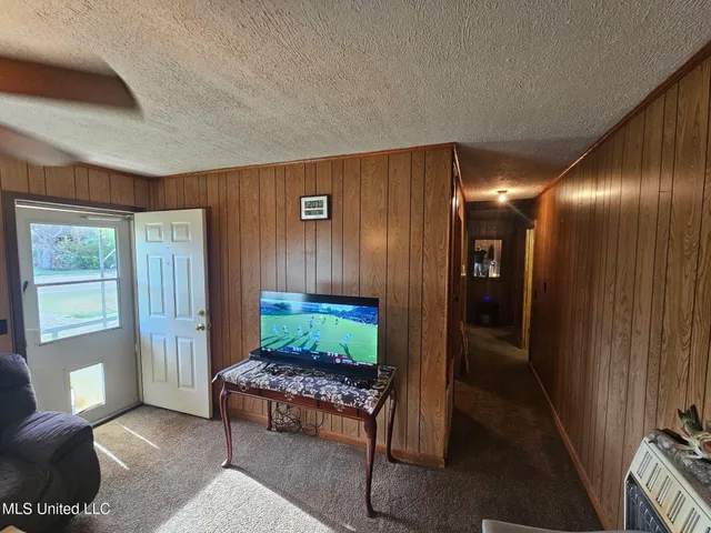 $87,999 | 439 West Cedar Street, Durant, MS 39063