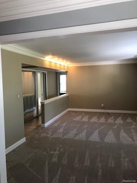519 East University Drive, Unit 1407 Rochester, MI 48307 - Photo 4 of 19