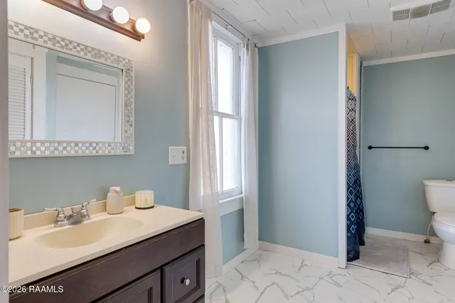 $185,000 | 716 South Ave G, Crowley, LA 70526