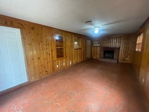 $1,395 | 4584 East Dearing Road, Memphis, TN 38117