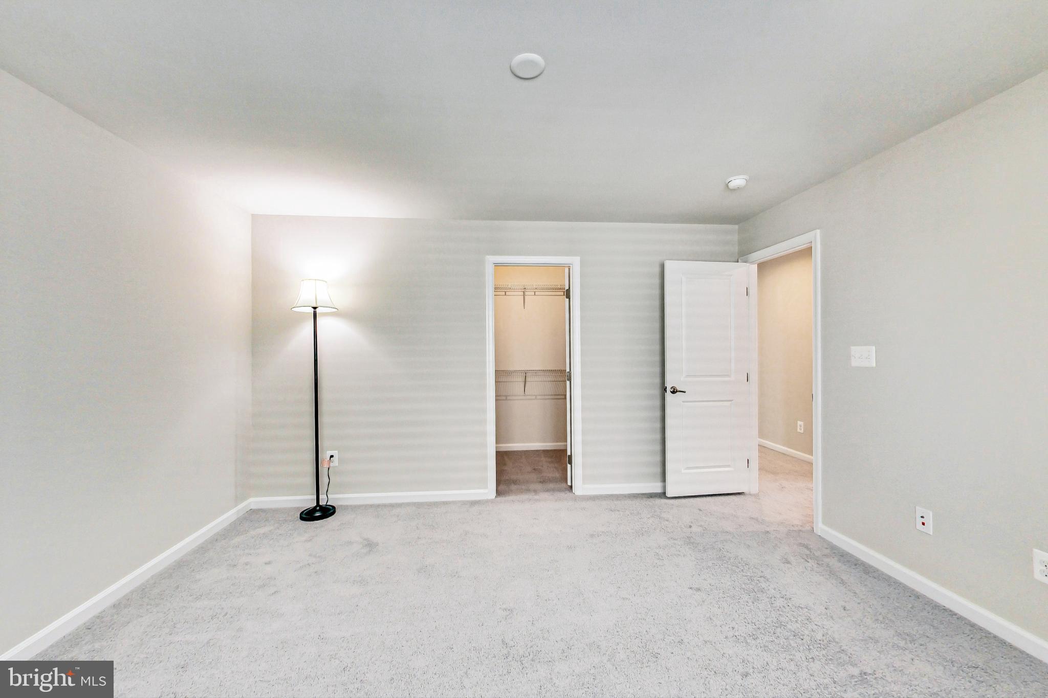 4513 Cotswold Manor Loop Woodbridge, VA 22192 - Photo 36 of 73 BR2 w/ walk-in closet & new carpet