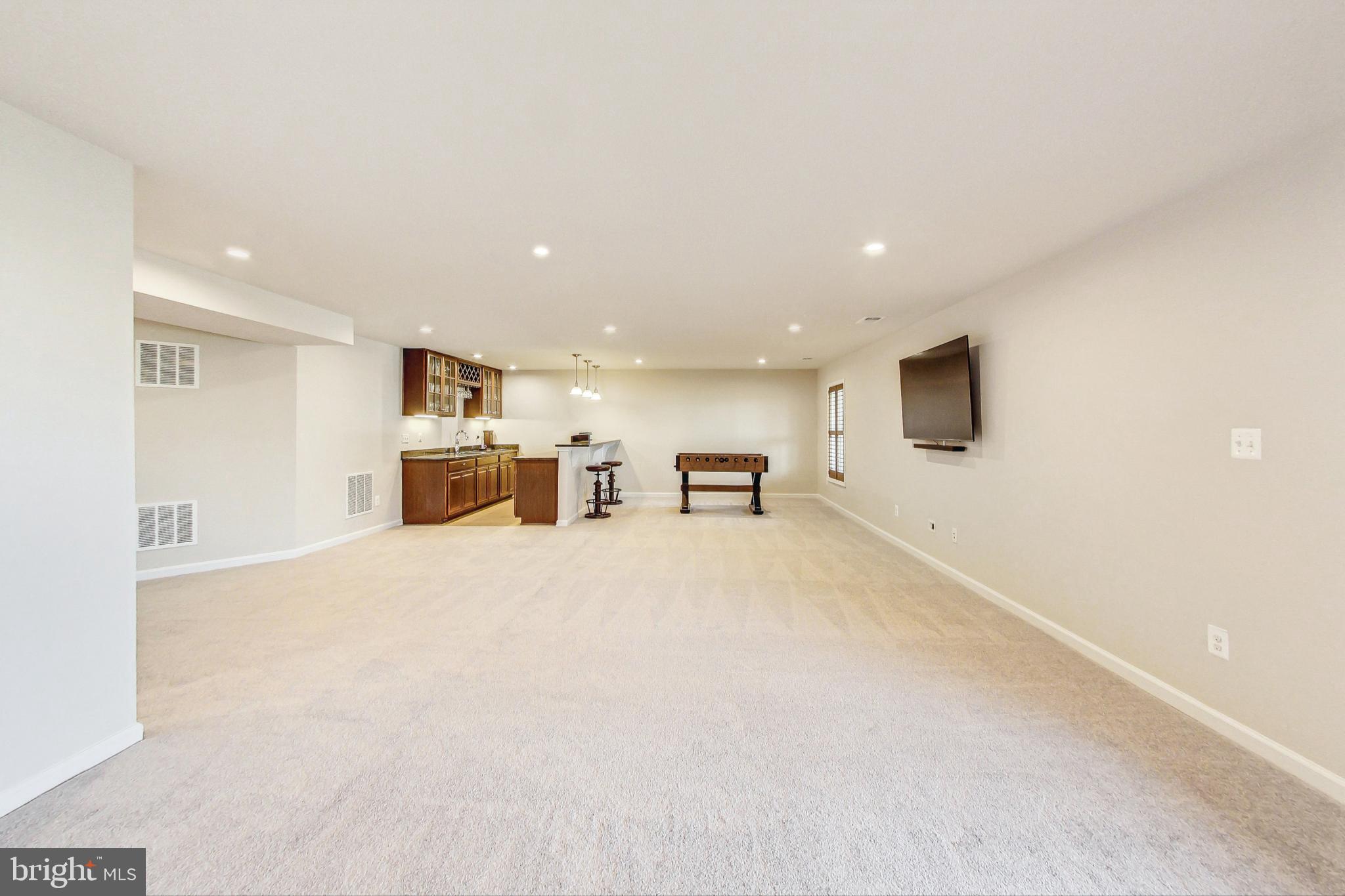 4513 Cotswold Manor Loop Woodbridge, VA 22192 - Photo 54 of 73 (Foosball game table for sale)