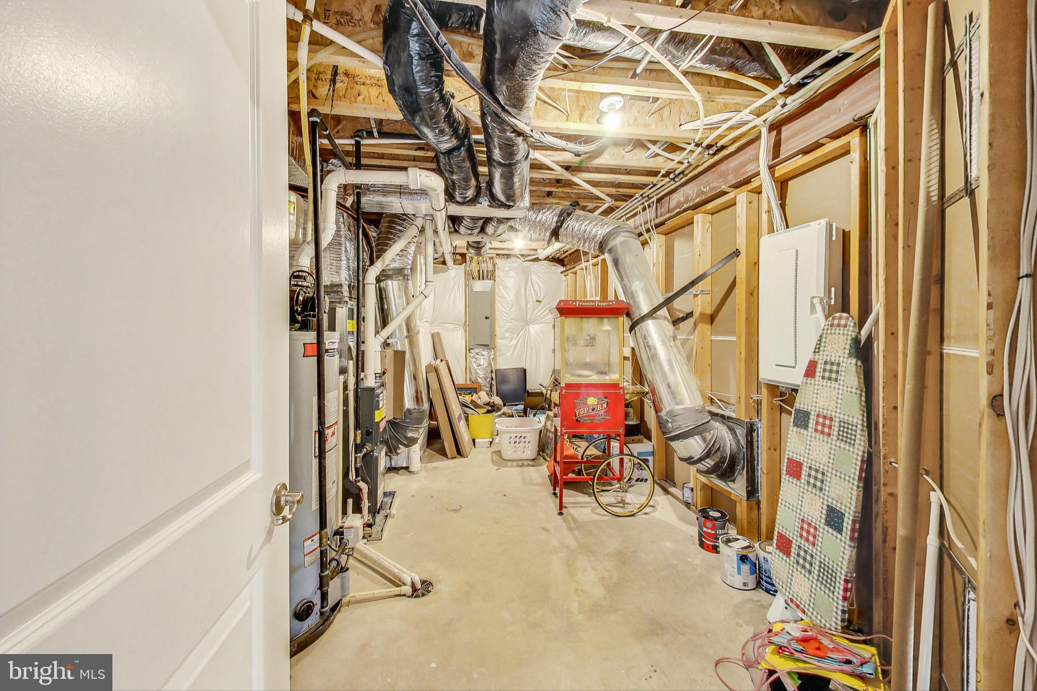 4513 Cotswold Manor Loop Woodbridge, VA 22192 - Photo 63 of 73 Large storage/utility room