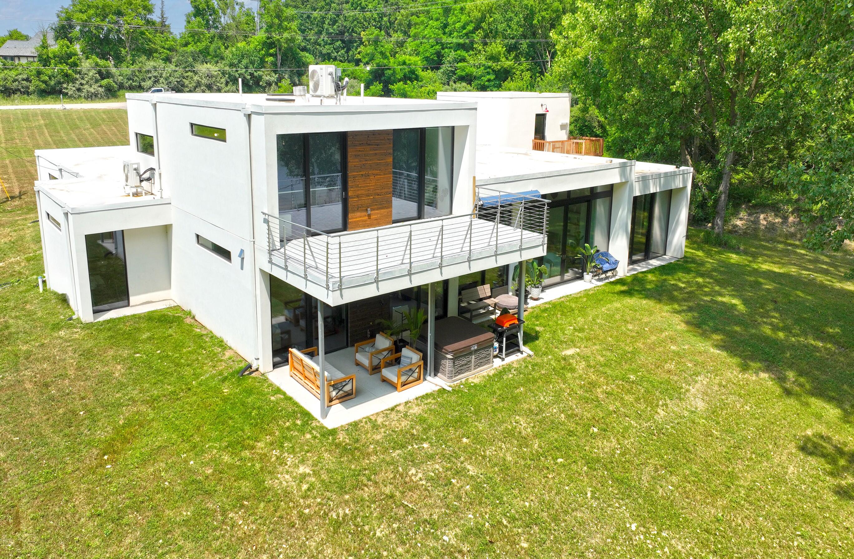 The Benefit of Luxury (15)