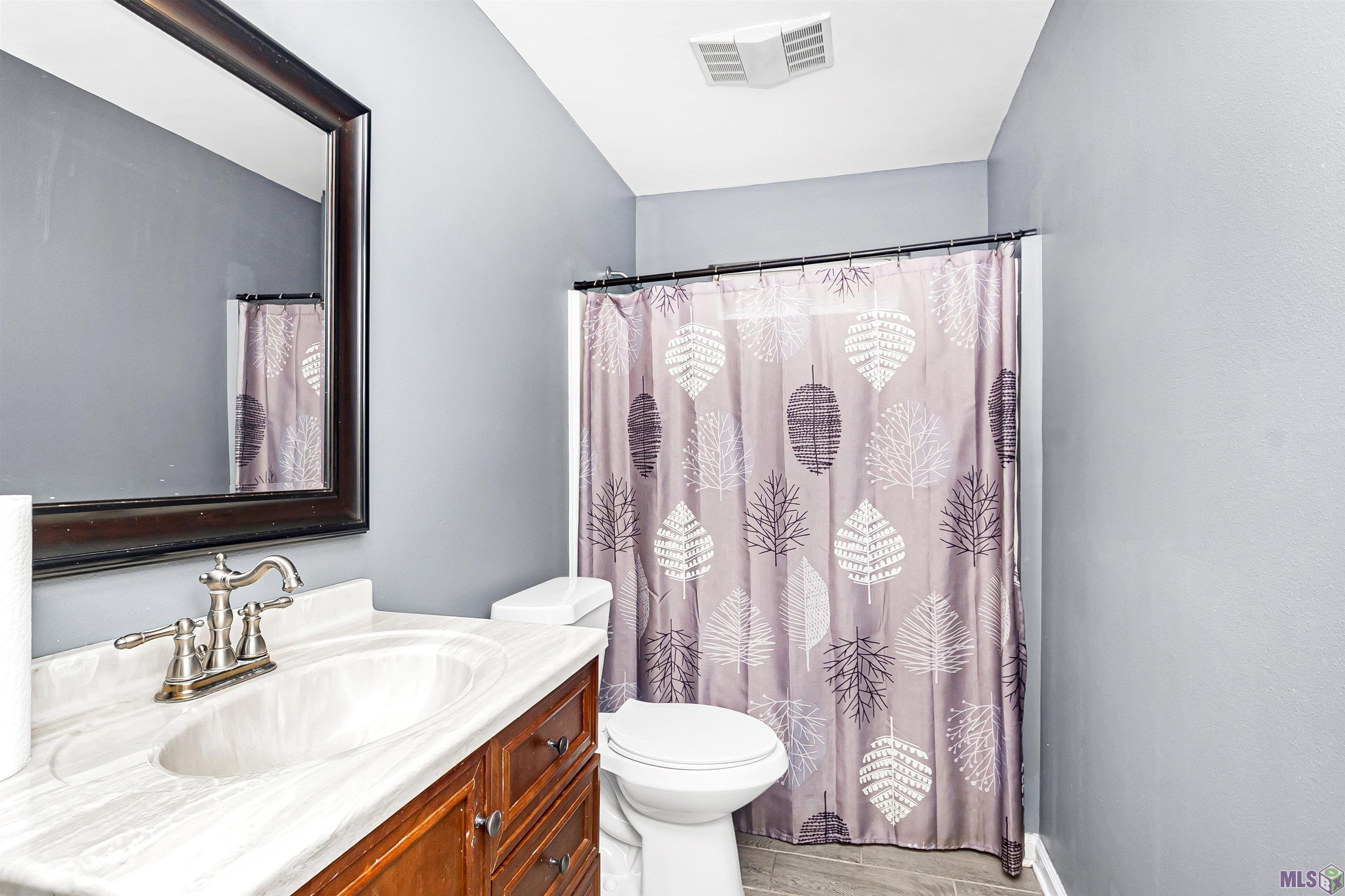 10554 Big Bend Avenue Baton Rouge, LA 70814 - Photo 6 of 11 Bath