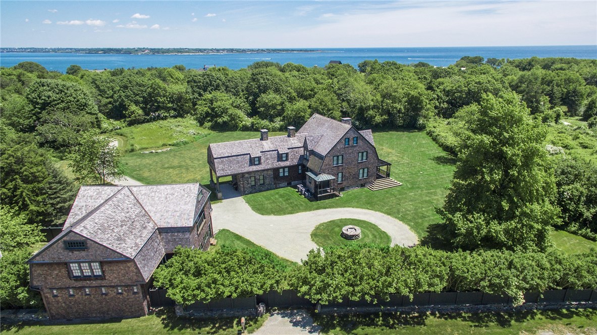 Escape the city life for the serene beauty of Beavertail.  Property lends itself to a work-from-home lifestyle