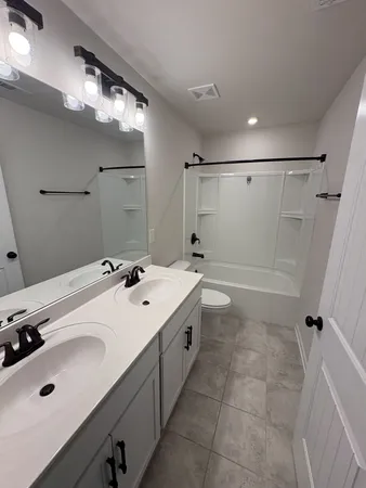 $2,000 | 552 Medwyk Drive, Lebanon, TN 37090