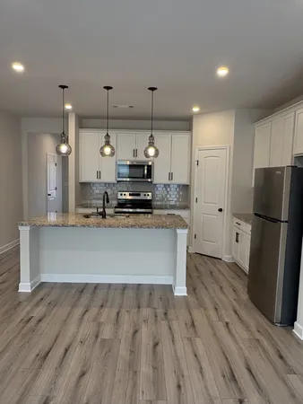 $2,000 | 552 Medwyk Drive, Lebanon, TN 37090