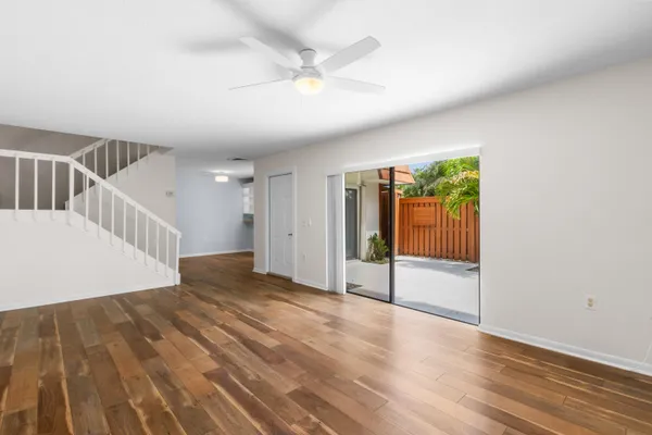 $2,500 | 3900 Southeast County Line Road, Unit 12C, Tequesta, FL 33469