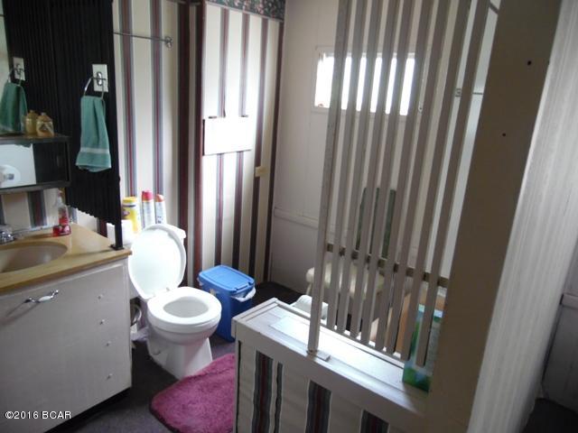 11597 Steele Field Road Vernon, FL 32462 - Photo 12 of 22 Gallery Image 12