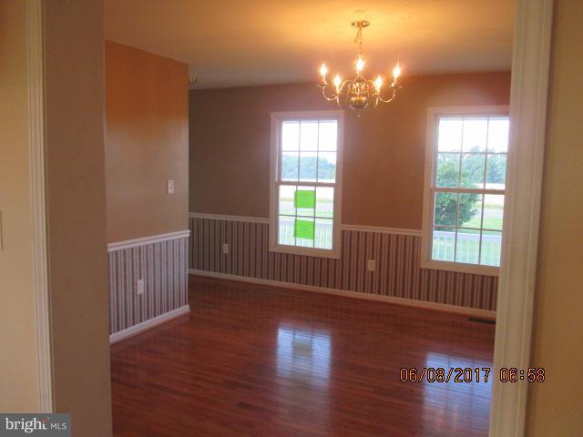 14226 Fairview Road Clear Spring, MD 21722 - Photo 11 of 17 Dining Room