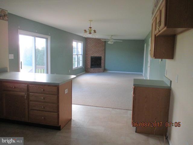 14226 Fairview Road Clear Spring, MD 21722 - Photo 9 of 17 Family Room