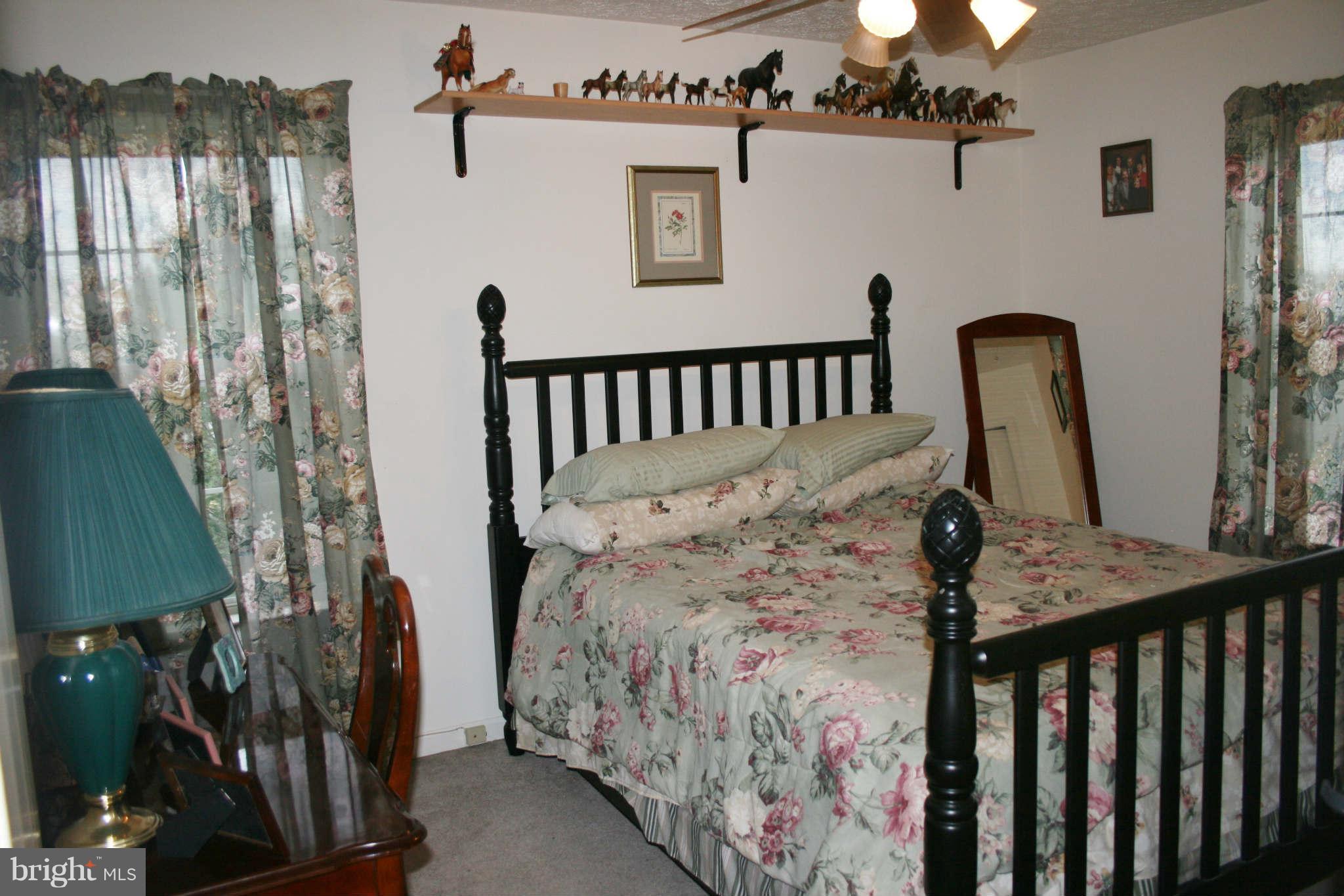 122 Alpine Meadow Road Winchester, VA 22602 - Photo 22 of 26 Bedroom