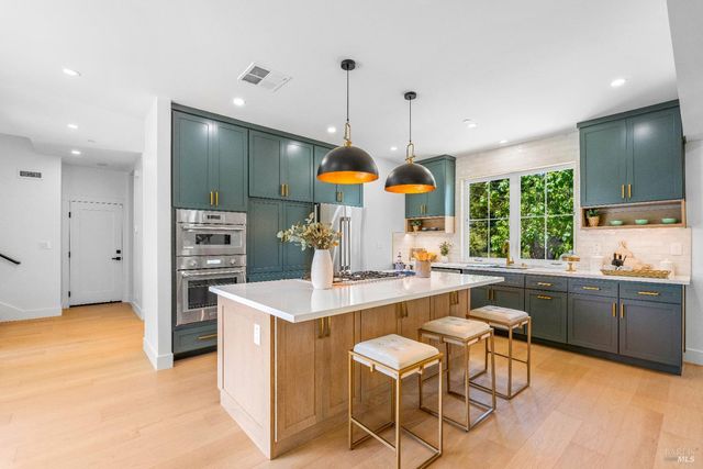 $3,499,000 | 22 Cedar Avenue, Kentfield, CA 94904