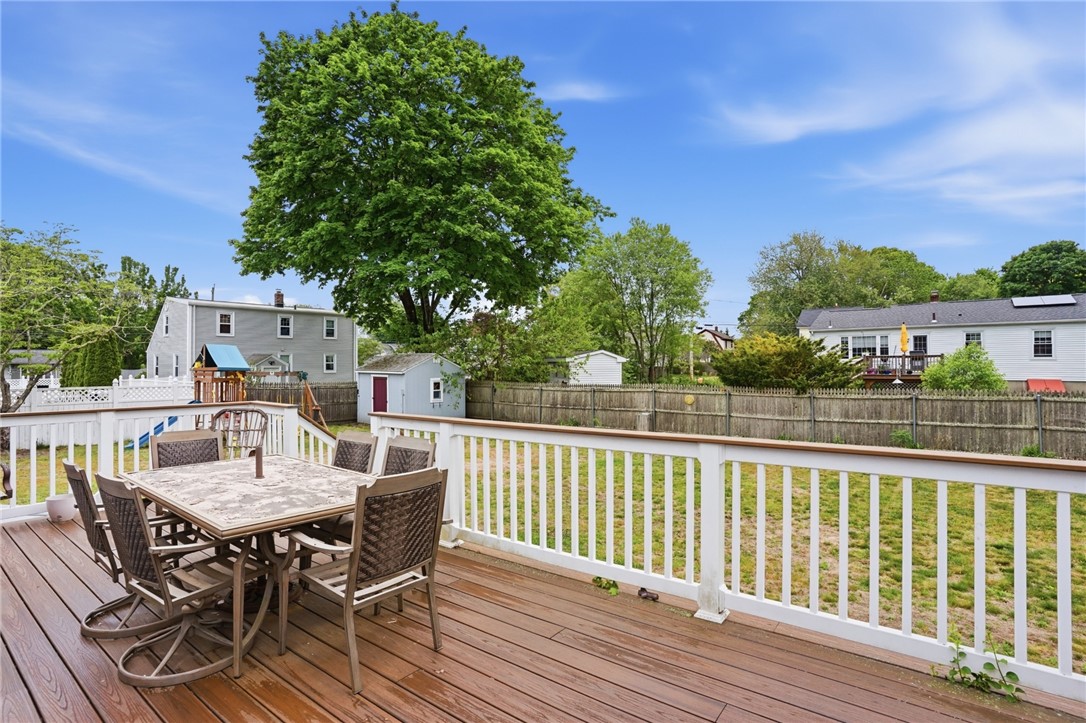 14 Beatrice Avenue Warwick, RI 02889 - Photo 25 of 31