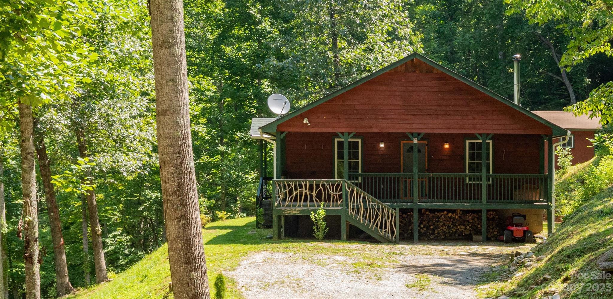1273 Levi Mathis Road Whittier, NC 28789 - Photo 1 of 36 Gallery Image 1
