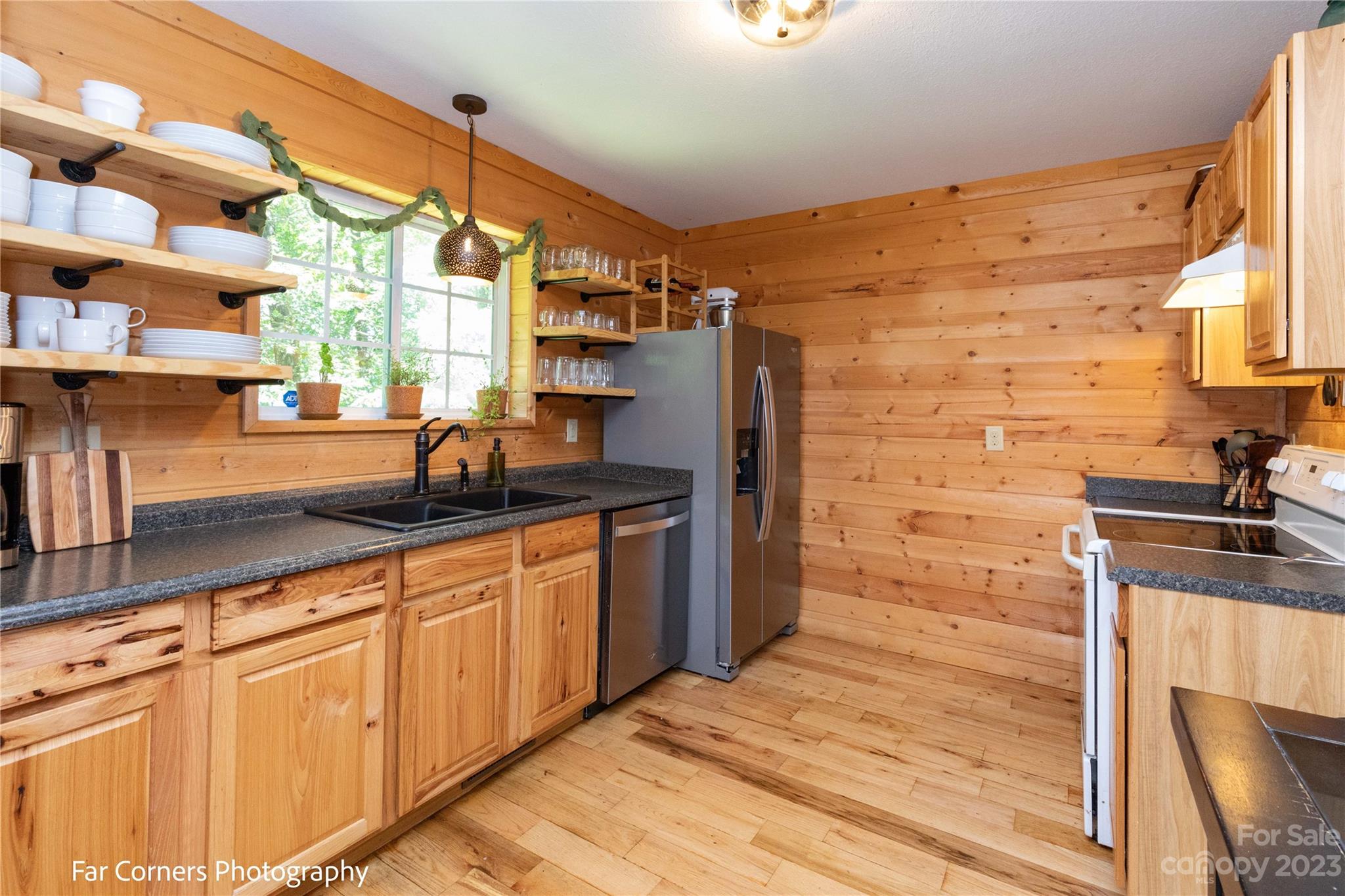 1273 Levi Mathis Road Whittier, NC 28789 - Photo 3 of 36 Gallery Image 3