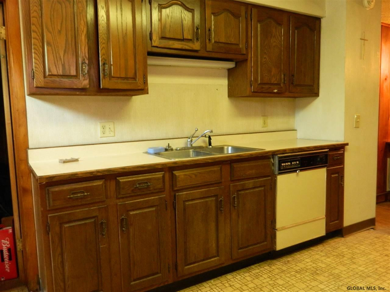 989 River Road Rotterdam, NY 12306 - Photo 17 of 24 Photo 17