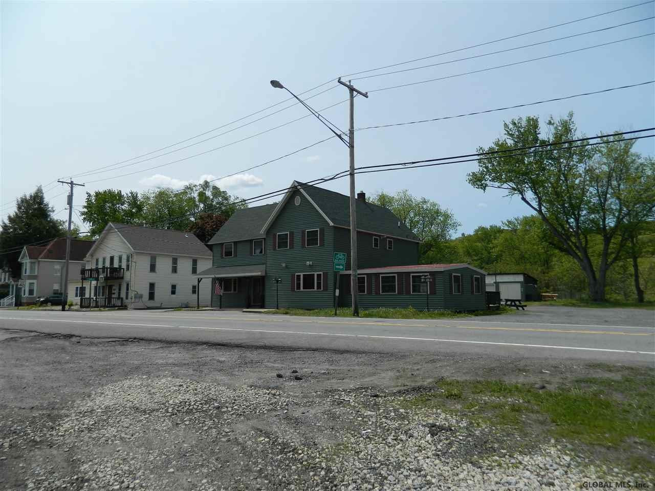 989 River Road Rotterdam, NY 12306 - Photo 2 of 24 Photo 2