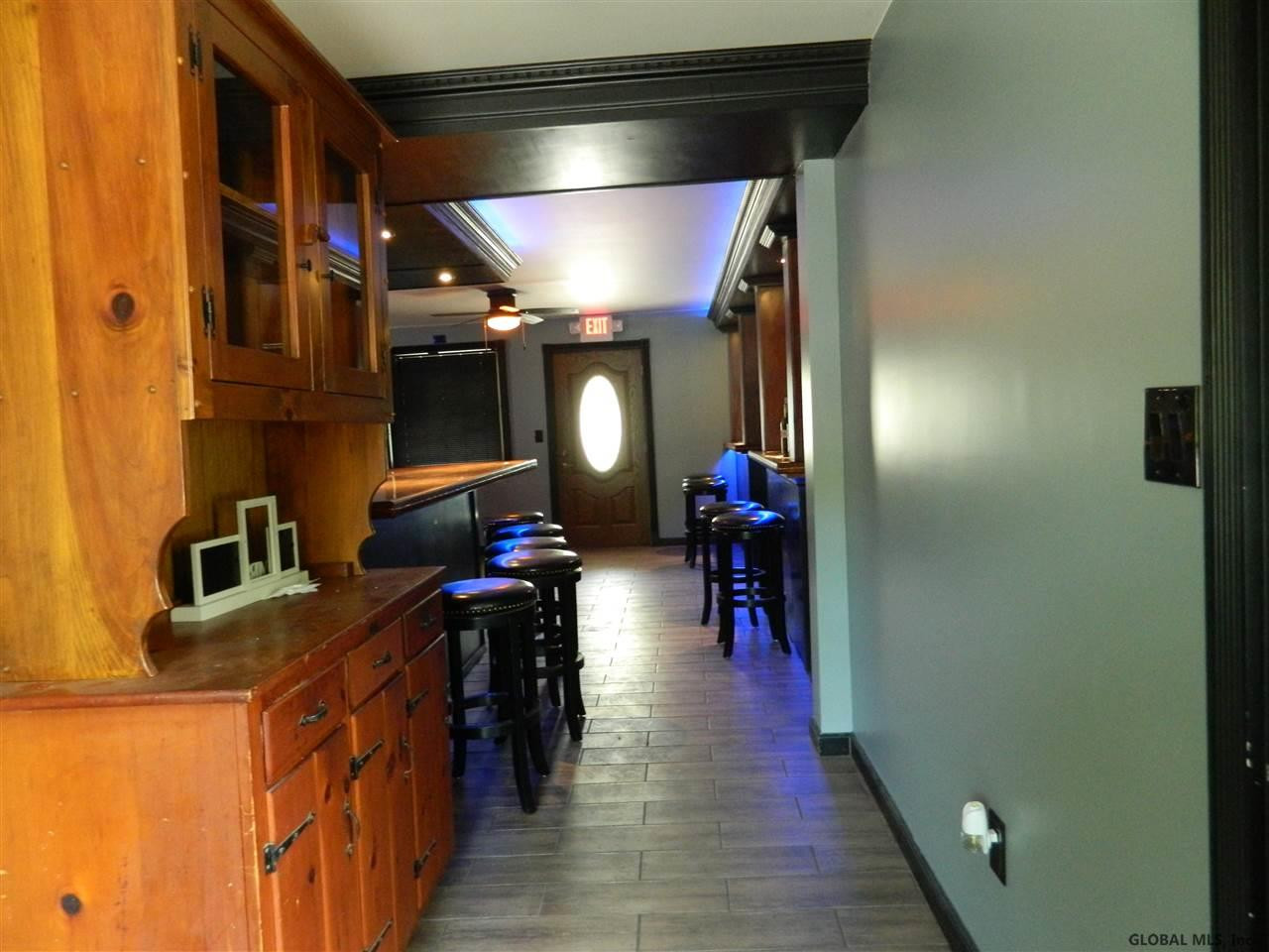 989 River Road Rotterdam, NY 12306 - Photo 8 of 24 Photo 8