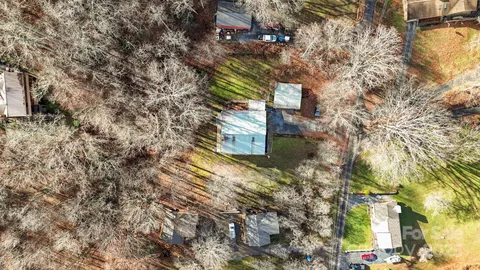 $575,000 | 487 Julia Lane, Maggie Valley, NC 28751