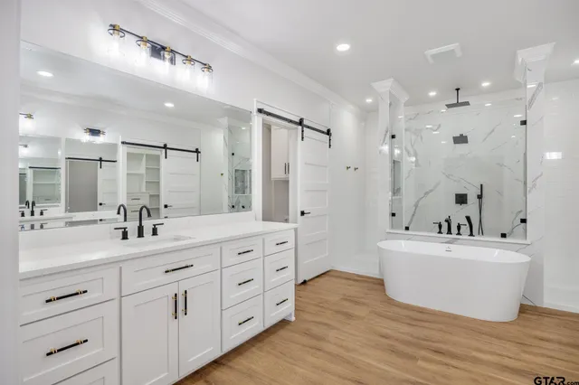 a view of a hallway with closet