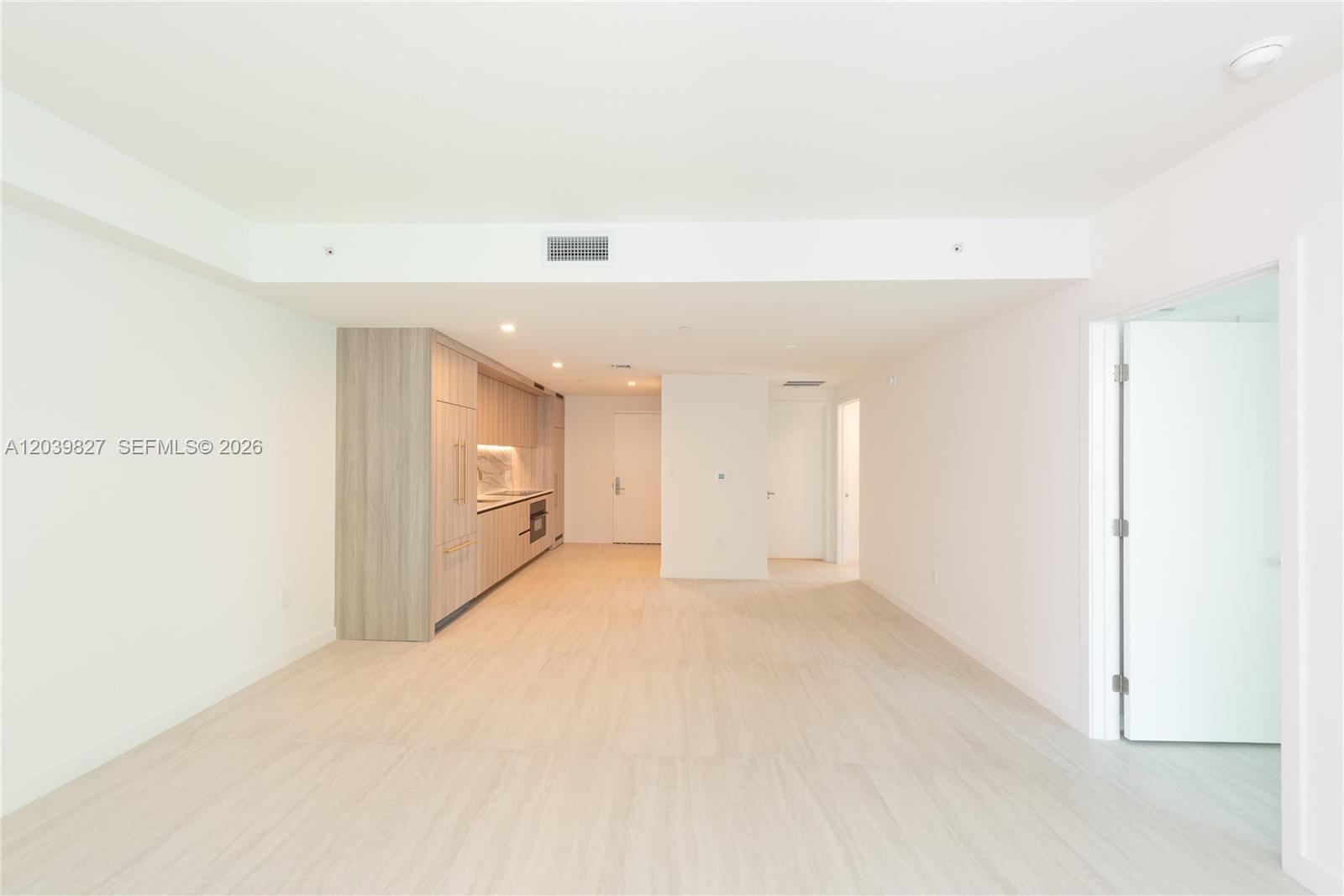 77 Southeast 5th, Unit 3206 Miami, FL 33131 - Photo 13 of 26