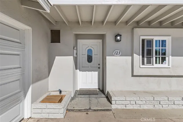 $1,050,000 | 123 East Wilson Avenue, Orange, CA 92867