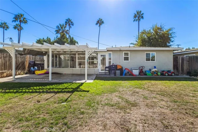 $1,050,000 | 123 East Wilson Avenue, Orange, CA 92867