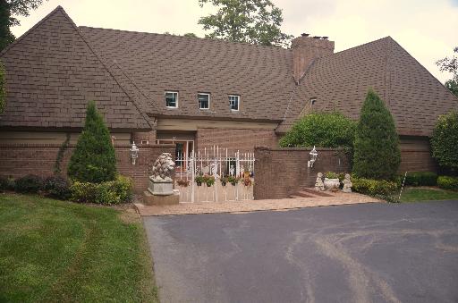 587 Aberdeen Road Frankfort, IL 60423 - Photo 1 of 11