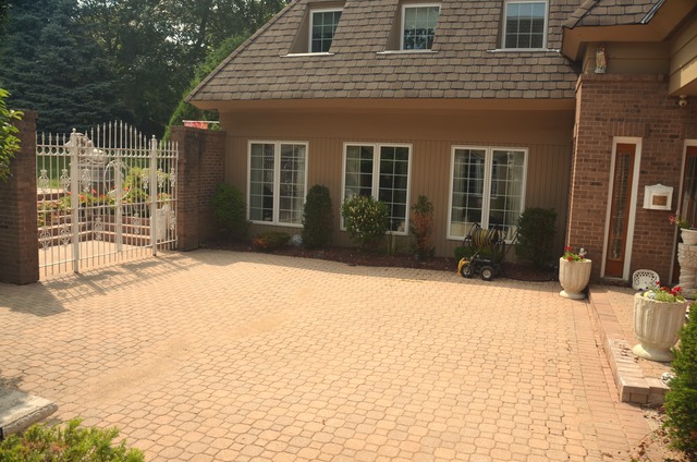 587 Aberdeen Road Frankfort, IL 60423 - Photo 7 of 11