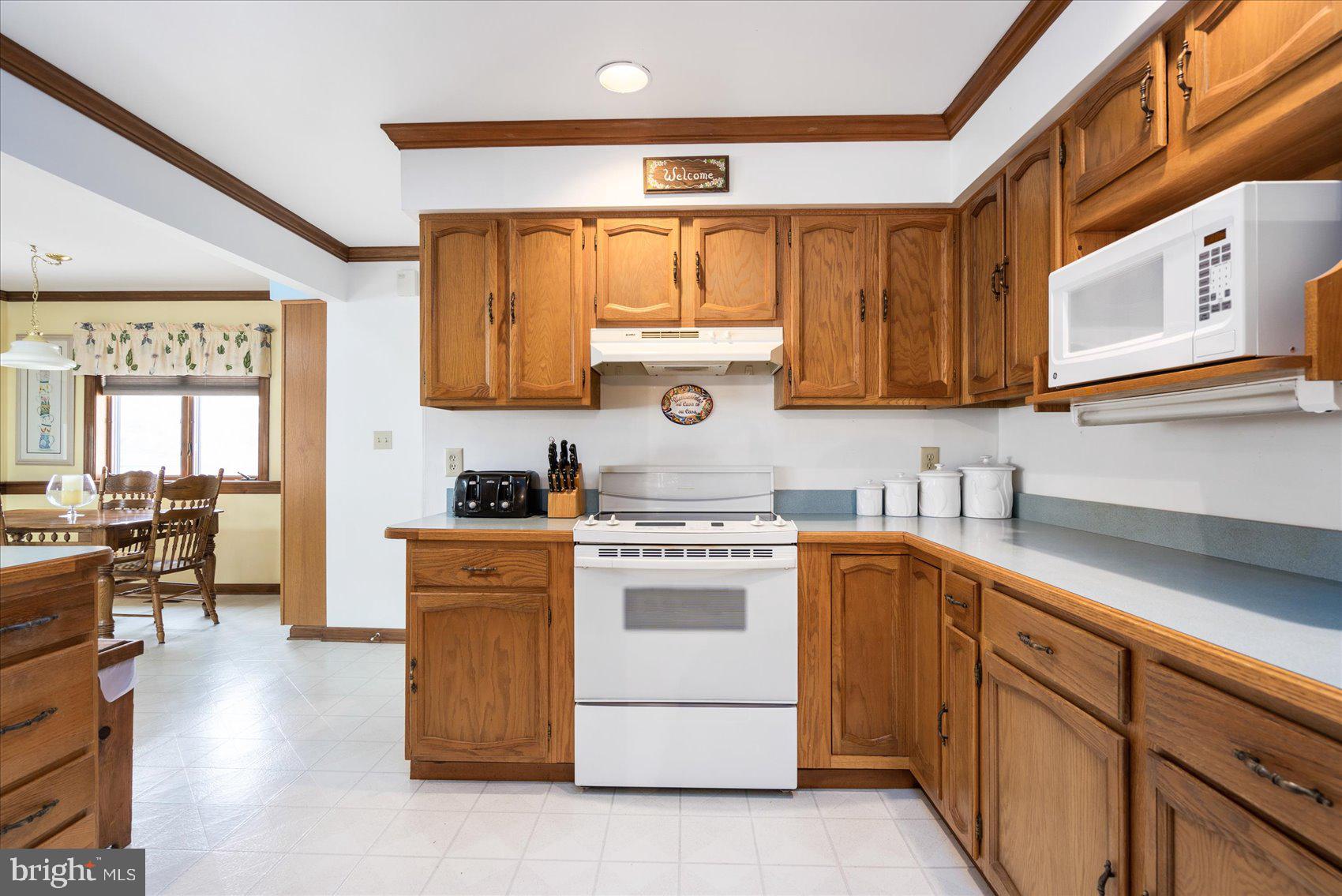 9109 Sandra Park Road Perry Hall, MD 21128 - Photo 9 of 50 Kitchen