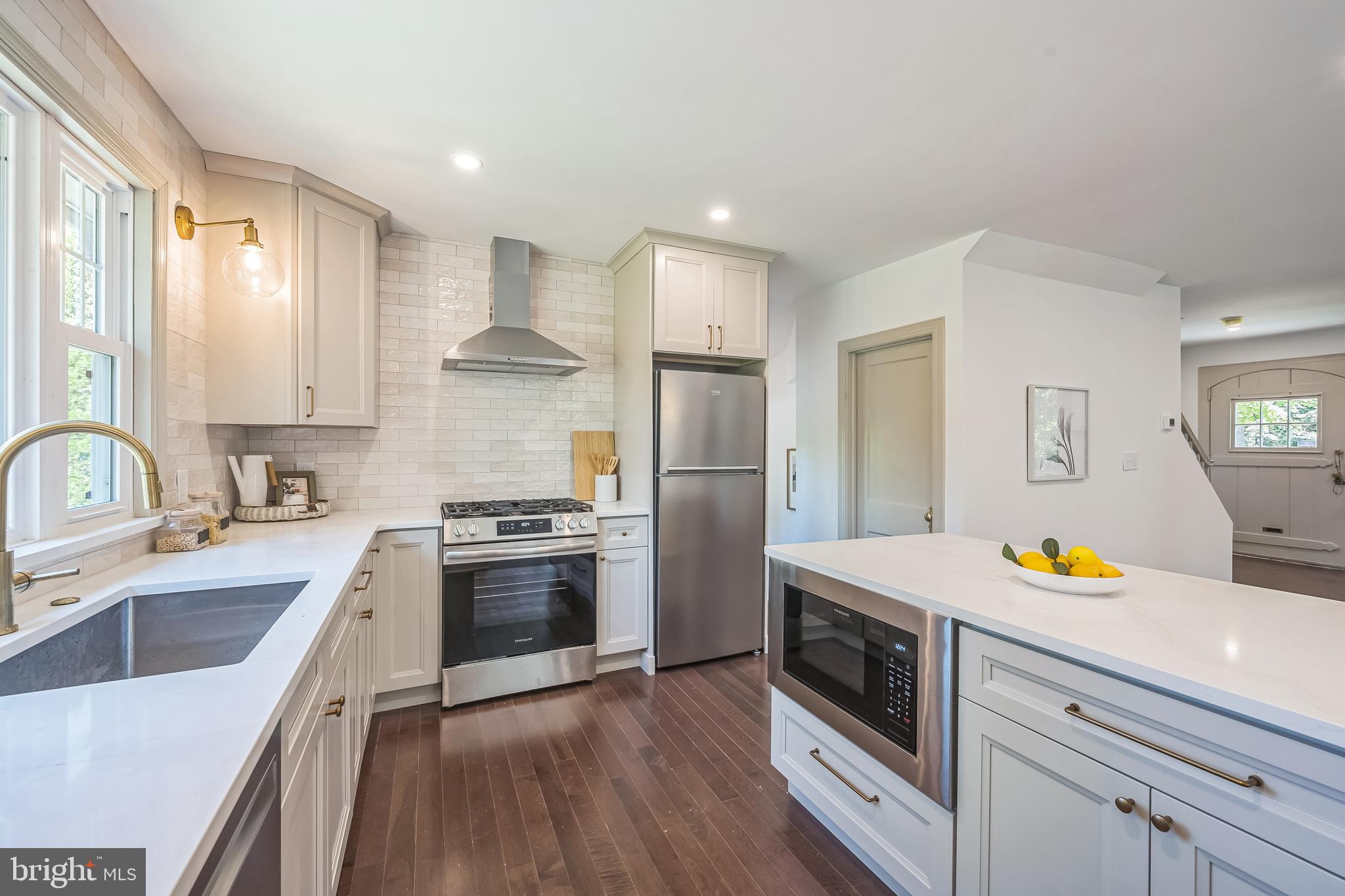 437 Newbold Road Jenkintown, PA 19046 - Photo 11 of 31