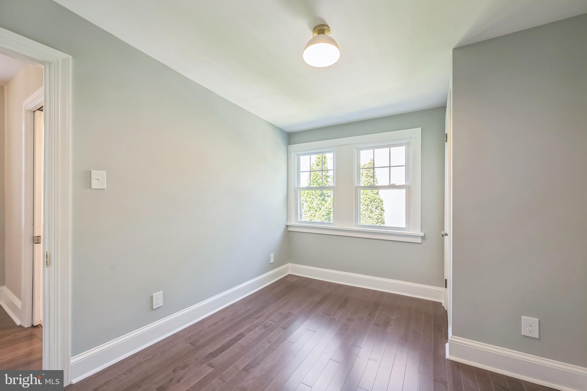 437 Newbold Road Jenkintown, PA 19046 - Photo 24 of 31