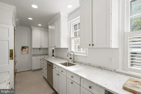 $1,350,000 | 4809 Jamestown Road, Bethesda, MD 20816
