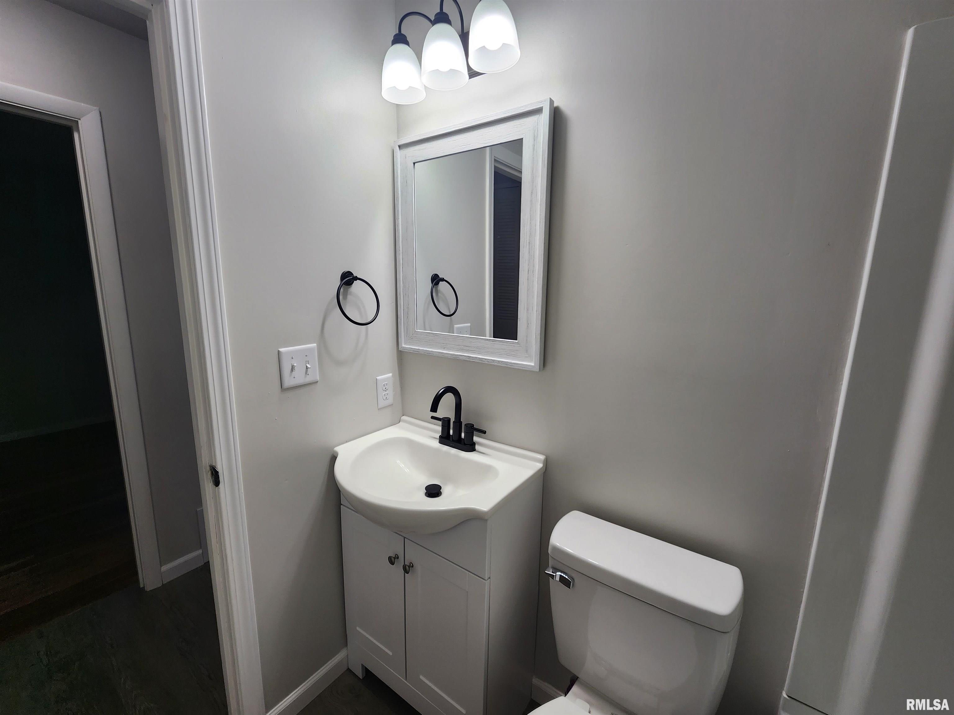 2521 Somerton Road Springfield, IL 62702 - Photo 19 of 31