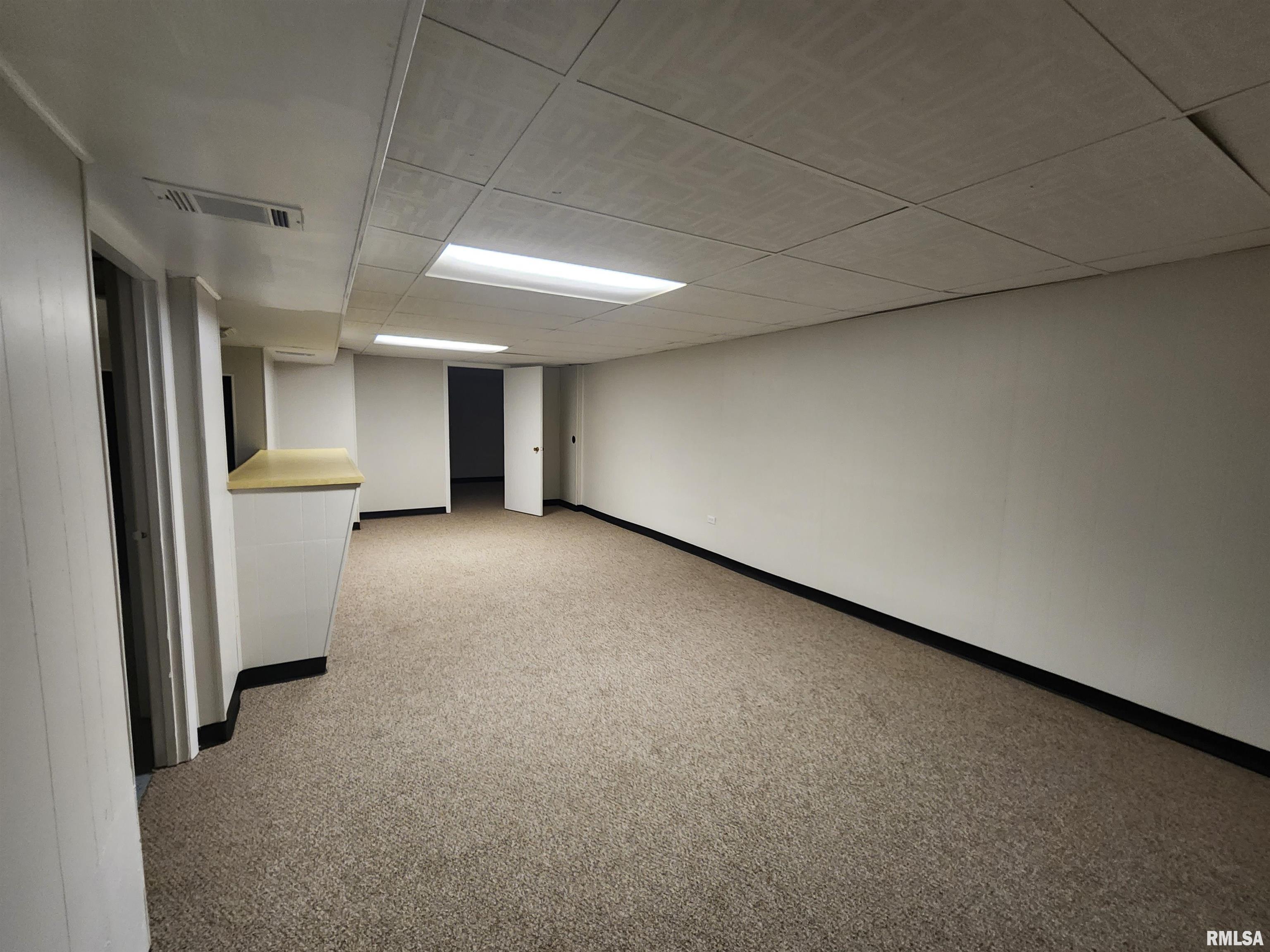 2521 Somerton Road Springfield, IL 62702 - Photo 22 of 31