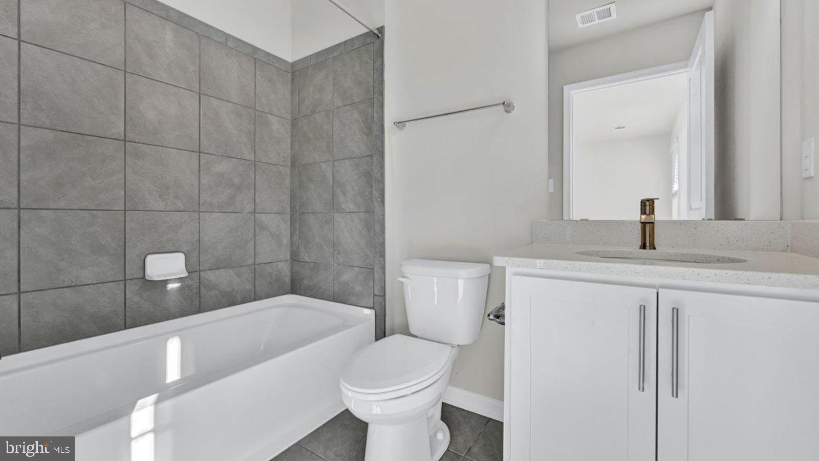 8360 Dieter Drive Rosedale, MD 21237 - Photo 17 of 40