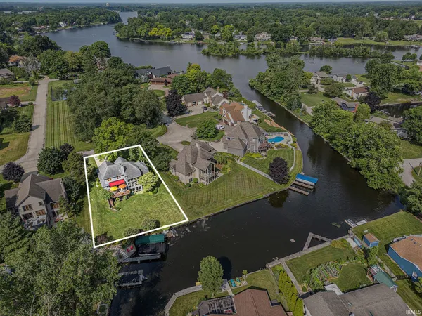 $669,000 | 54454 Heron Cove Lane, Elkhart, IN 46516