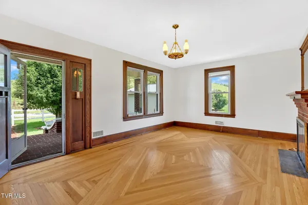 $289,999 | 788 Teas Road, Sugar Grove, VA 24375