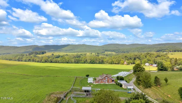 $289,999 | 788 Teas Road, Sugar Grove, VA 24375