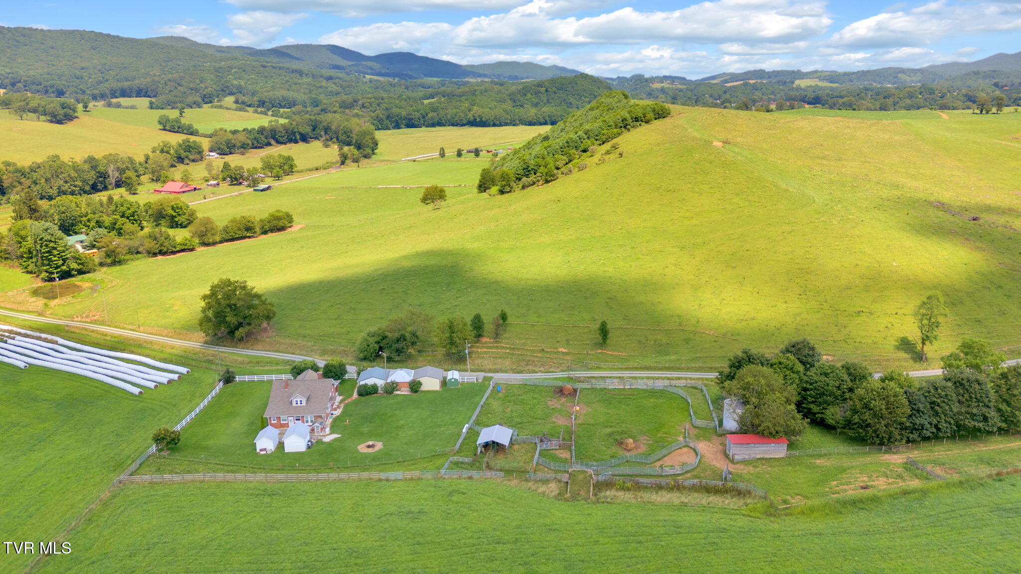 788 Teas Road Sugar Grove, VA 24375 - Photo 8 of 61 7-web-or-mls-DJI_20250725141823_0795_D