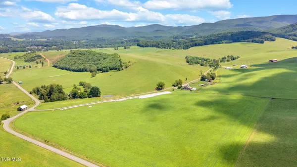 $289,999 | 788 Teas Road, Sugar Grove, VA 24375