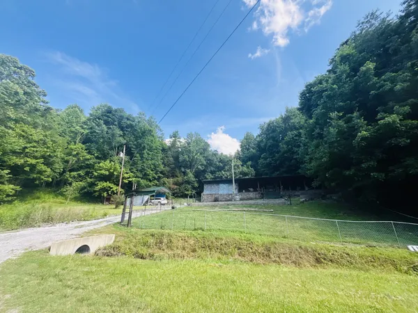 $259,900 | 150 Amons Lane, Lafayette, TN 37083