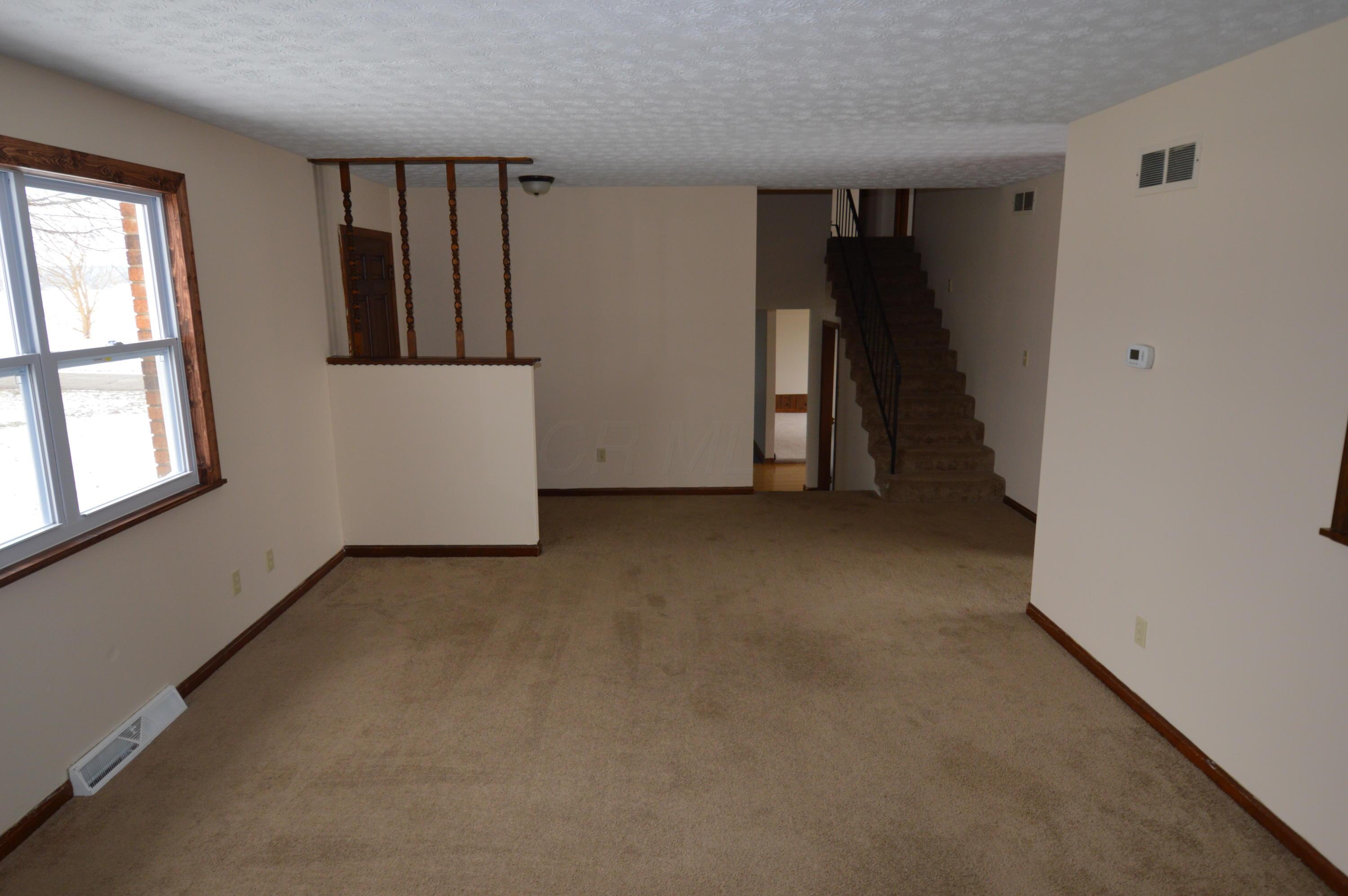 6141 Old Columbus Road Springfield, OH 45502 - Photo 11 of 25