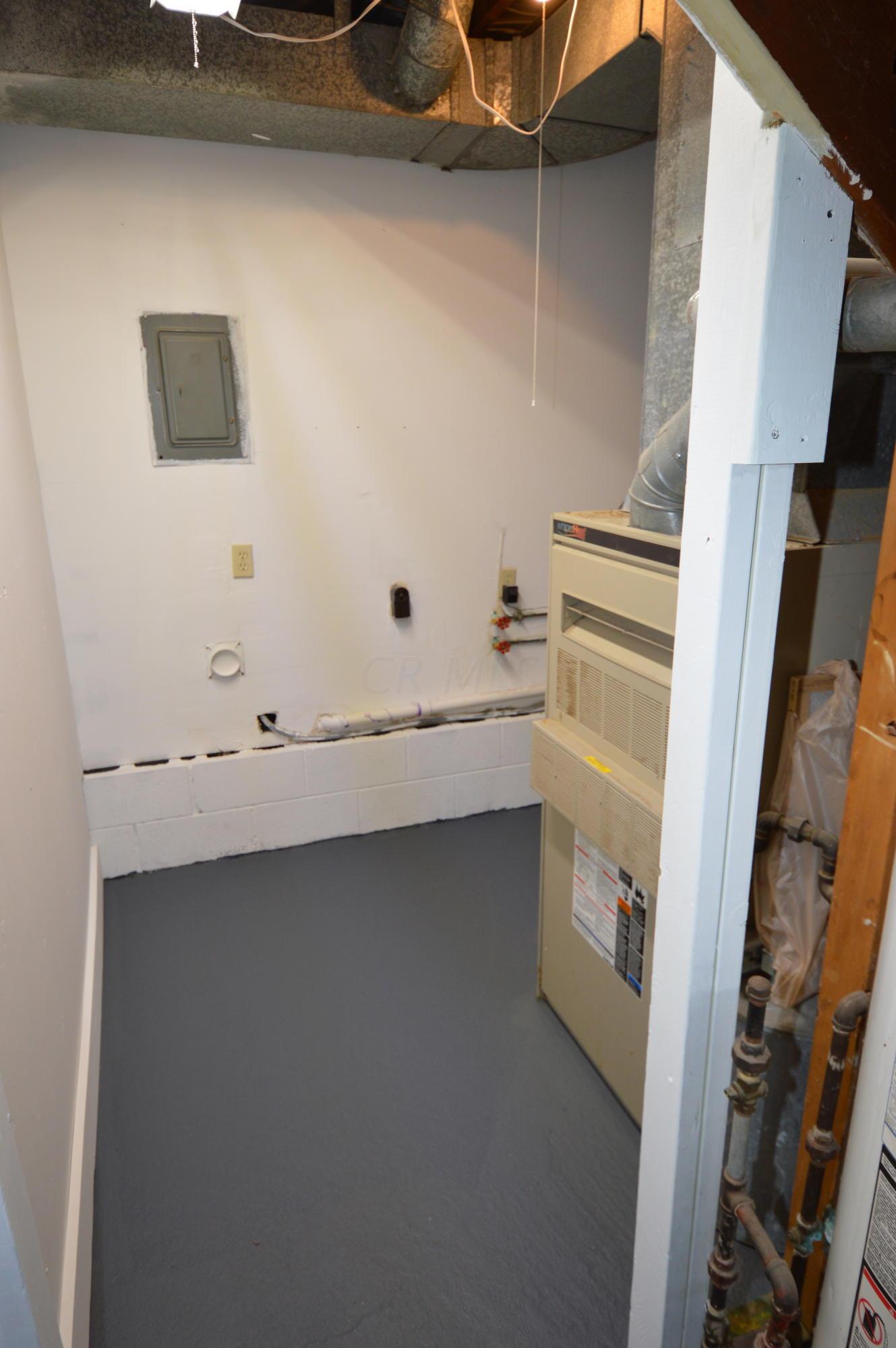 6141 Old Columbus Road Springfield, OH 45502 - Photo 19 of 25