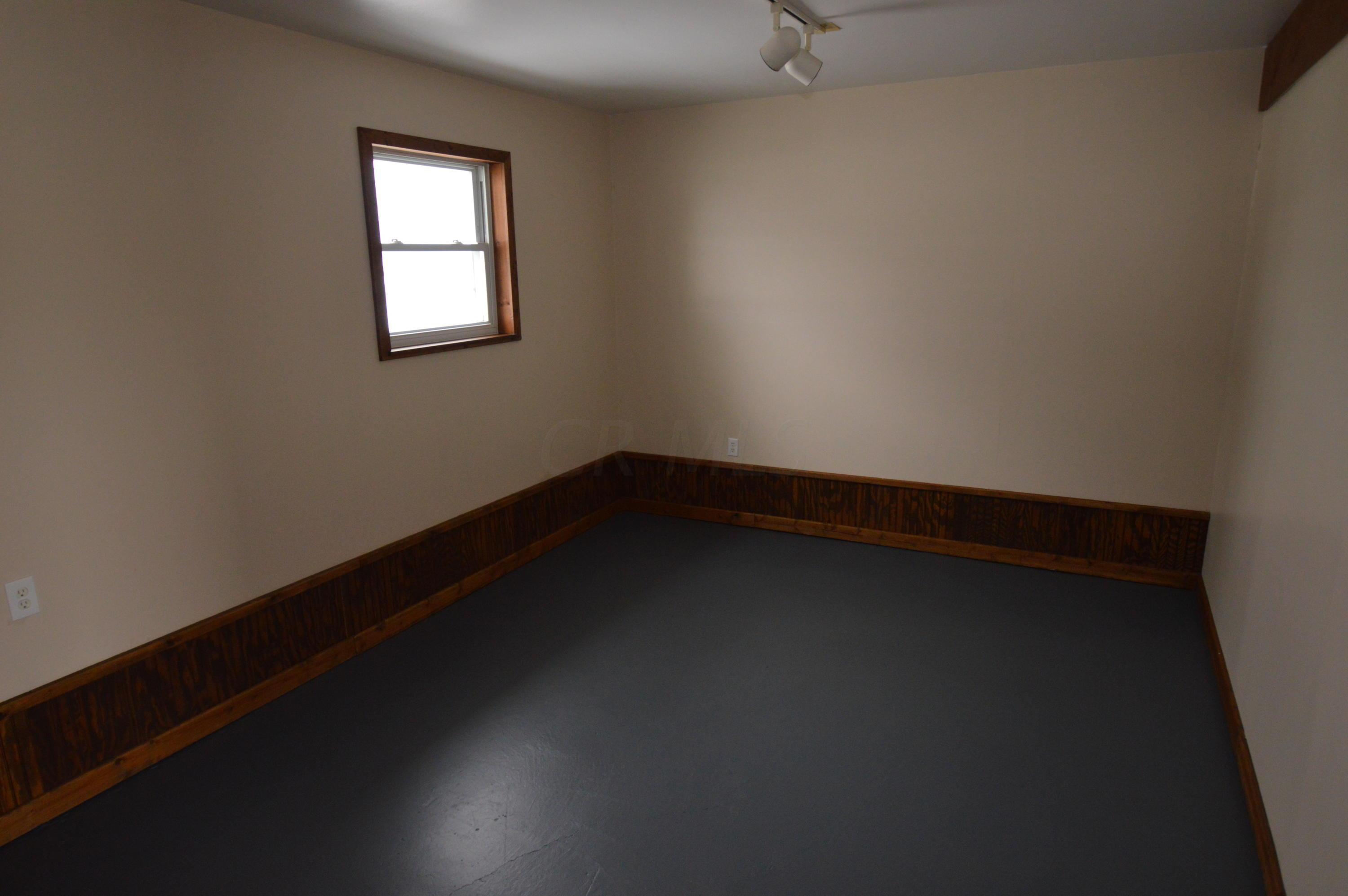 6141 Old Columbus Road Springfield, OH 45502 - Photo 21 of 25