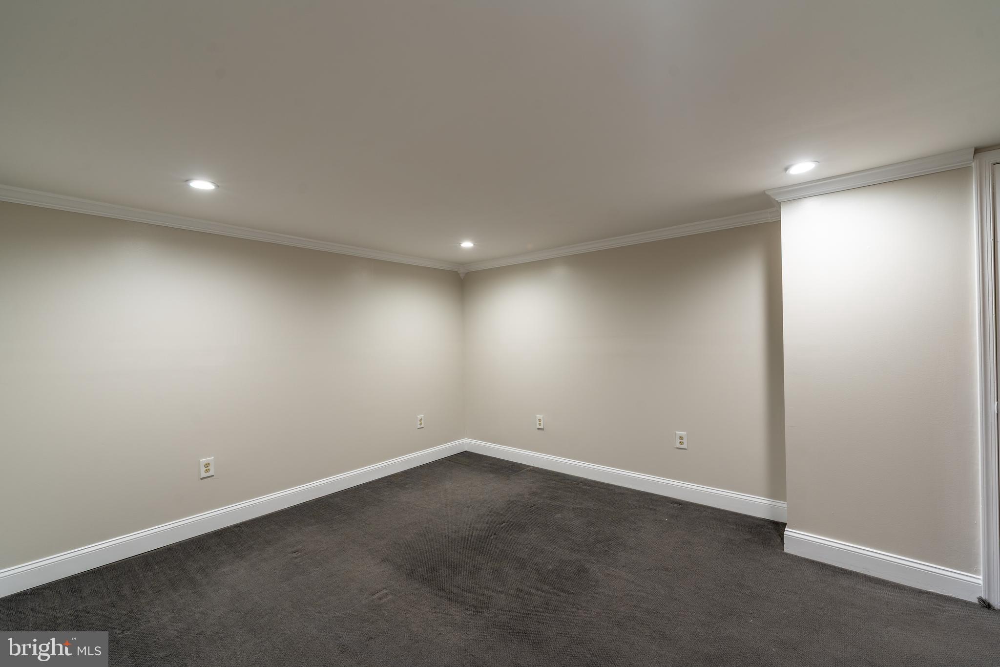 1738 Stokesley Road Baltimore, MD 21222 - Photo 21 of 34 a view of room