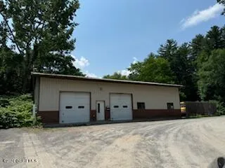 $2,800,000 | 1956 Western Avenue, Guilderland, NY 12203